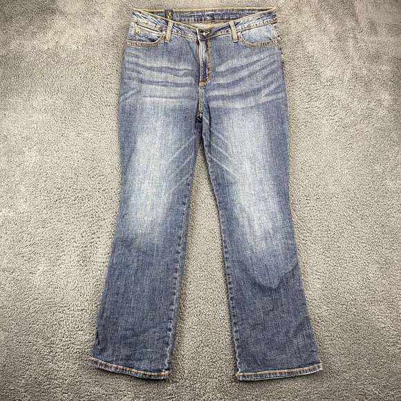 Wrangler Aura‎ Women's Jeans Size 14 Short Blue Denim Bootcut - Picture 1 of 13